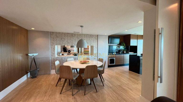 Imagem Apartamento com 4 Quartos à Venda, 259 m² em Jardim Das Colinas - São José Dos Campos