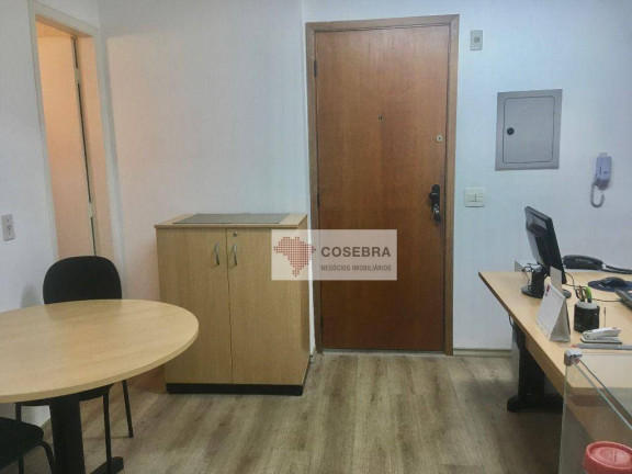 Sala Comercial à Venda, 32 m² em Vila Olímpia - São Paulo