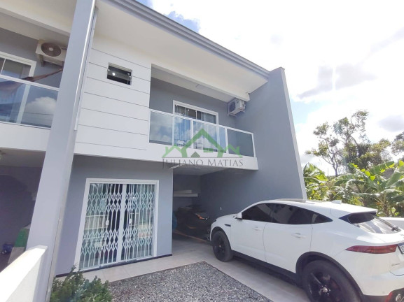 Imagem Casa com 3 Quartos à Venda, 135 m² em Pinheiros - Balneário Barra Do Sul