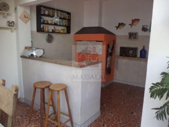 Imagem Casa com 3 Quartos à Venda, 151 m² em Santana - Porto Alegre Imagem Casa com 3 Quartos à Venda, 151 m² em Santana - Porto Alegre