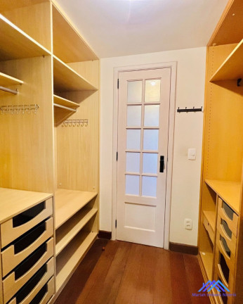 Imagem Casa com 3 Quartos à Venda, 240 m² em Ingá - Niterói Imagem Casa com 3 Quartos à Venda, 240 m² em Ingá - Niterói