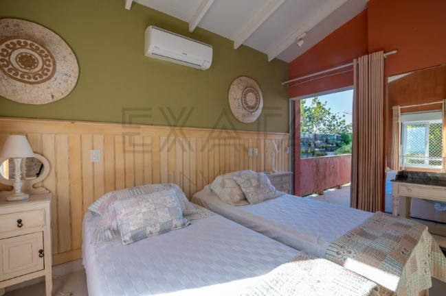Imagem Casa com 6 Quartos à Venda, 800 m² em Barra Do Una - São Sebastião Imagem Casa com 6 Quartos à Venda, 800 m² em Barra Do Una - São Sebastião