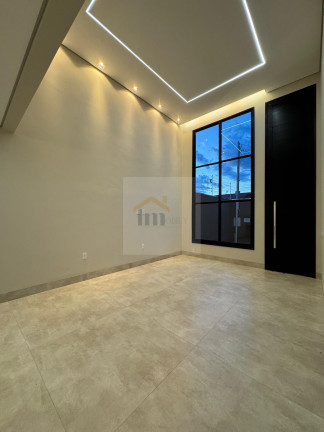 Imagem Casa com 3 Quartos à Venda, 191 m² em Setor Garavelo - Aparecida De Goiânia Imagem Casa com 3 Quartos à Venda, 191 m² em Setor Garavelo - Aparecida De Goiânia