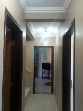 Imagem Sobrado com 4 Quartos à Venda, 209 m² em Uvaranas - Ponta Grossa Imagem Sobrado com 4 Quartos à Venda, 209 m² em Uvaranas - Ponta Grossa