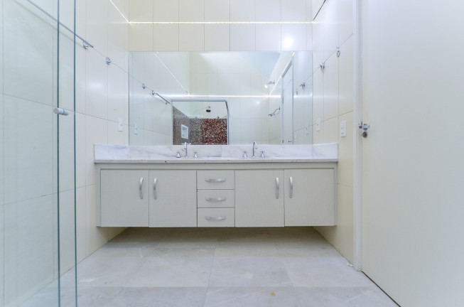 Imagem Casa com 4 Quartos à Venda, 311 m² em Planalto Paulista - São Paulo Imagem Casa com 4 Quartos à Venda, 311 m² em Planalto Paulista - São Paulo
