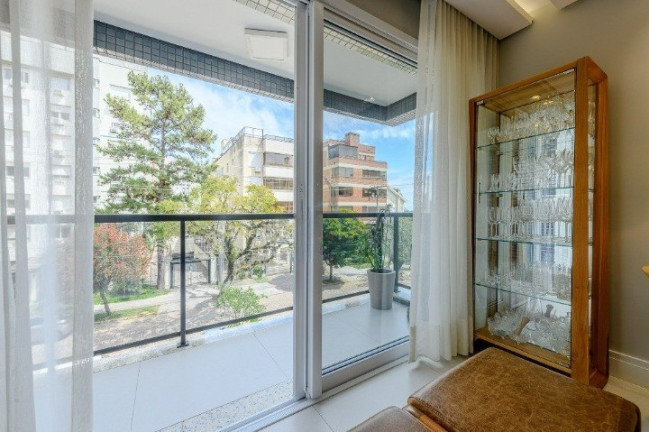 Imagem Apartamento com 3 Quartos à Venda, 134 m² em Tristeza - Porto Alegre Imagem Apartamento com 3 Quartos à Venda, 134 m² em Tristeza - Porto Alegre