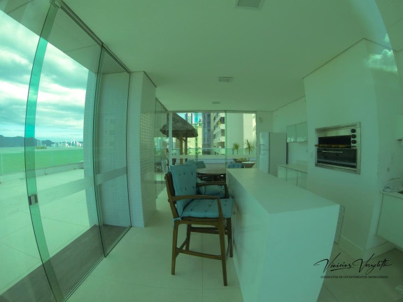 Imagem Apartamento com 3 Quartos à Venda, 214 m² em Centro - Balneário Camboriú Imagem Apartamento com 3 Quartos à Venda, 214 m² em Centro - Balneário Camboriú