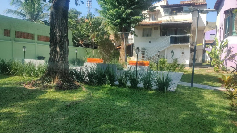Imagem Casa com 3 Quartos à Venda,  em Campo Grande - Rio De Janeiro