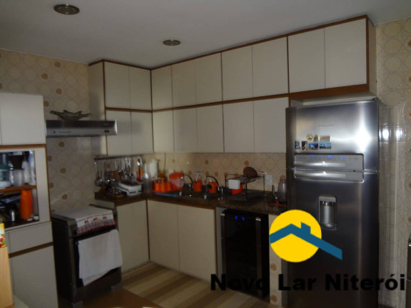Imagem Casa com 6 Quartos à Venda, 420 m² em São Francisco - Niterói Imagem Casa com 6 Quartos à Venda, 420 m² em São Francisco - Niterói