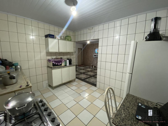 Imagem Casa com 2 Quartos à Venda, 128 m²