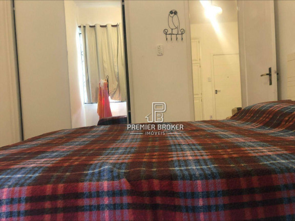 Imagem Apartamento com 1 Quarto à Venda, 30 m² em Várzea - Teresópolis Imagem Apartamento com 1 Quarto à Venda, 30 m² em Várzea - Teresópolis