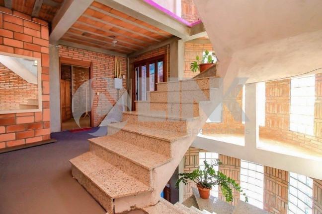 Casa com 5 Quartos à Venda, 600 m² em Jardim Leopoldina - Porto Alegre
