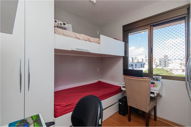 Imagem Imóvel com 2 Quartos à Venda, 73 m² em Menino Deus - Porto Alegre Imagem Imóvel com 2 Quartos à Venda, 73 m² em Menino Deus - Porto Alegre