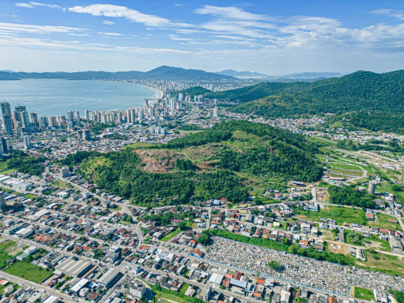 Imagem Terreno à Venda, 300 m² em Casa Branca - Itapema Imagem Terreno à Venda, 300 m² em Casa Branca - Itapema