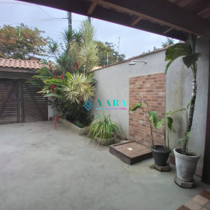 Imagem Casa com 3 Quartos à Venda, 180 m² em Barra Da Lagoa - Ubatuba