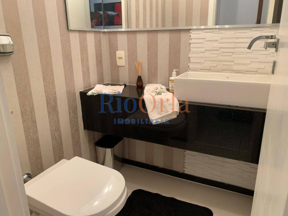 Imagem Apartamento com 3 Quartos à Venda, 130 m² em Barra Da Tijuca - Rio De Janeiro
