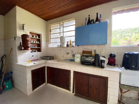 Imagem Casa com 4 Quartos à Venda, 179 m² em Jardim Salaco - Teresópolis Imagem Casa com 4 Quartos à Venda, 179 m² em Jardim Salaco - Teresópolis