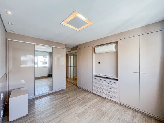 Imagem Apartamento com 3 Quartos à Venda, 120 m² em Petrópolis - Porto Alegre