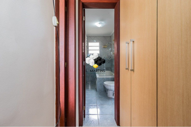Imagem Casa com 2 Quartos à Venda, 250 m² em Vila Ipiranga - Porto Alegre Imagem Casa com 2 Quartos à Venda, 250 m² em Vila Ipiranga - Porto Alegre