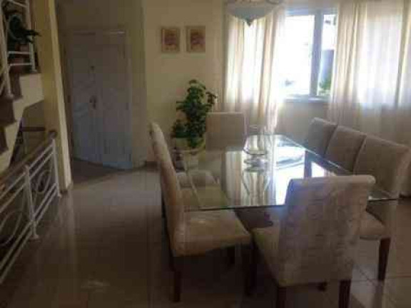 Imagem Casa com 3 Quartos à Venda, 461 m² em Aruã - Mogi Das Cruzes Imagem Casa com 3 Quartos à Venda, 461 m² em Aruã - Mogi Das Cruzes