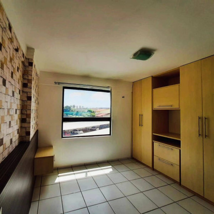 Imagem Apartamento com 2 Quartos à Venda, 57 m² em Pitimbu - Natal