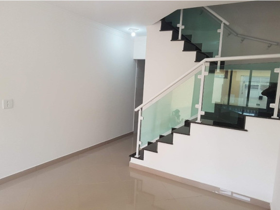 Imagem Sobrado com 2 Quartos à Venda, 98 m² em Vila Salete - São Paulo