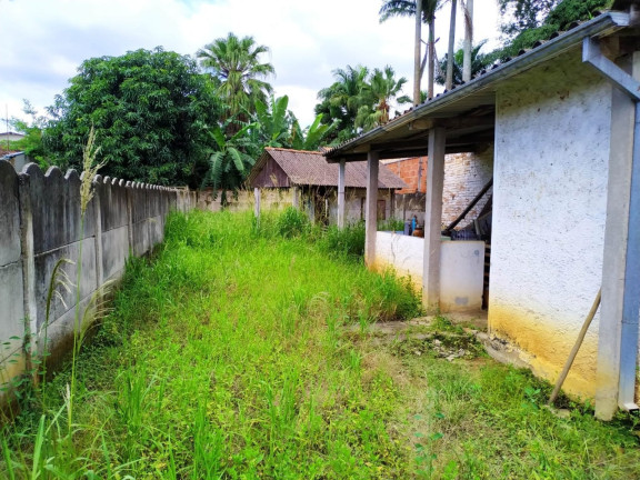 Imagem Casa com 2 Quartos à Venda, 420 m² em Centro - Pindamonhangaba Imagem Casa com 2 Quartos à Venda, 420 m² em Centro - Pindamonhangaba