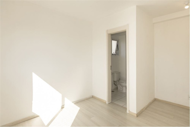 Imagem Imóvel com 3 Quartos à Venda, em Tristeza - Porto Alegre Imagem Imóvel com 3 Quartos à Venda, em Tristeza - Porto Alegre