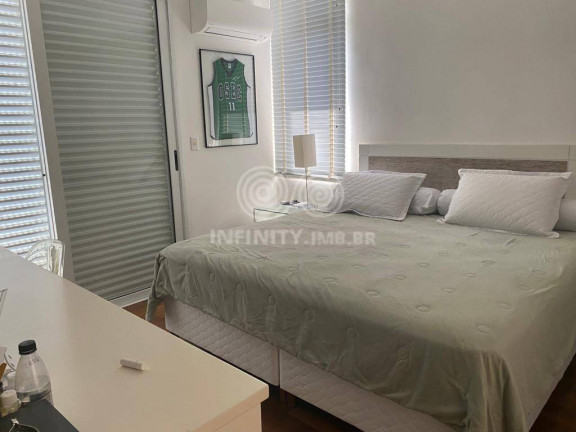 Imagem Casa com 4 Quartos à Venda, 500 m² em Taboão - Mogi Das Cruzes Imagem Casa com 4 Quartos à Venda, 500 m² em Taboão - Mogi Das Cruzes