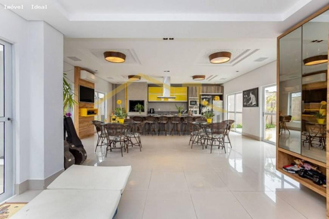 Imagem Casa com 4 Quartos à Venda, 290 m² em Santa Felicidade - Curitiba Imagem Casa com 4 Quartos à Venda, 290 m² em Santa Felicidade - Curitiba