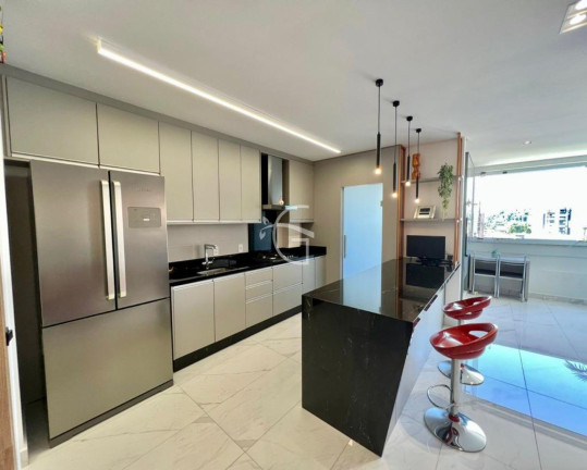 Imagem Apartamento com 2 Quartos à Venda, 133 m² em América - Joinville Imagem Apartamento com 2 Quartos à Venda, 133 m² em América - Joinville