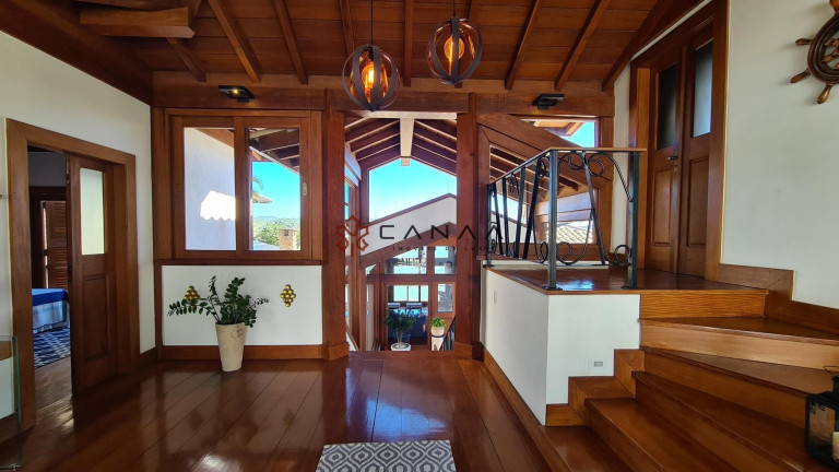 Imagem Casa com 5 Quartos à Venda, 600 m² em Ferradura - Armação Dos Búzios Imagem Casa com 5 Quartos à Venda, 600 m² em Ferradura - Armação Dos Búzios
