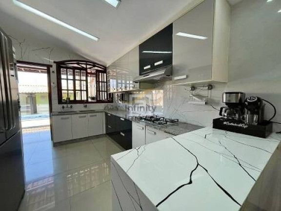 Imagem Casa com 4 Quartos à Venda, 200 m² em Serrano - Belo Horizonte Imagem Casa com 4 Quartos à Venda, 200 m² em Serrano - Belo Horizonte