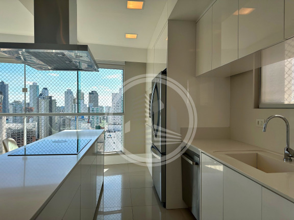 Imagem Apartamento com 4 Quartos à Venda, 240 m² em Centro - Balneário Camboriú Imagem Apartamento com 4 Quartos à Venda, 240 m² em Centro - Balneário Camboriú