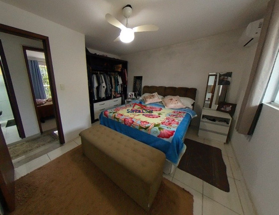 Imagem Sobrado com 5 Quartos à Venda, em São João Do Rio Vermelho - Florianópolis Imagem Sobrado com 5 Quartos à Venda, em São João Do Rio Vermelho - Florianópolis