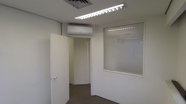 Imagem Sala Comercial à Venda, 102 m² em Itaim Bibi - São Paulo Imagem Sala Comercial à Venda, 102 m² em Itaim Bibi - São Paulo