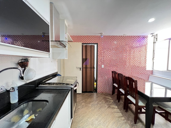 Imagem Imóvel com 3 Quartos à Venda, 95 m² em Laranjeiras - Rio De Janeiro Imagem Imóvel com 3 Quartos à Venda, 95 m² em Laranjeiras - Rio De Janeiro
