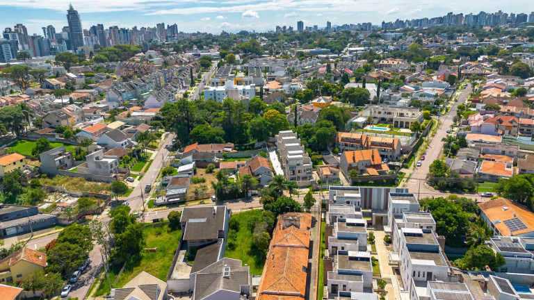 Imagem Terreno à Venda, 601 m² em Seminário - Curitiba Imagem Terreno à Venda, 601 m² em Seminário - Curitiba