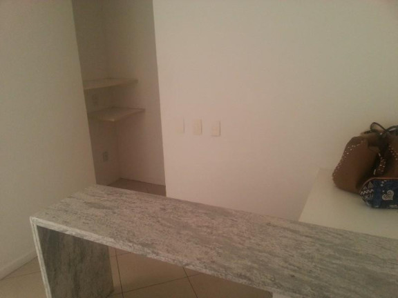 Imóvel Comercial à Venda, 29 m² em Caminho Das árvores - Salvador