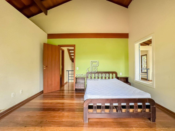 Imagem Casa com 4 Quartos à Venda, 276 m² em Carlos Guinle - Teresópolis Imagem Casa com 4 Quartos à Venda, 276 m² em Carlos Guinle - Teresópolis