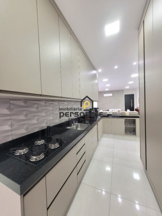 Imagem Imóvel com 2 Quartos à Venda, 187 m² em Le France - Sorocaba Imagem Imóvel com 2 Quartos à Venda, 187 m² em Le France - Sorocaba