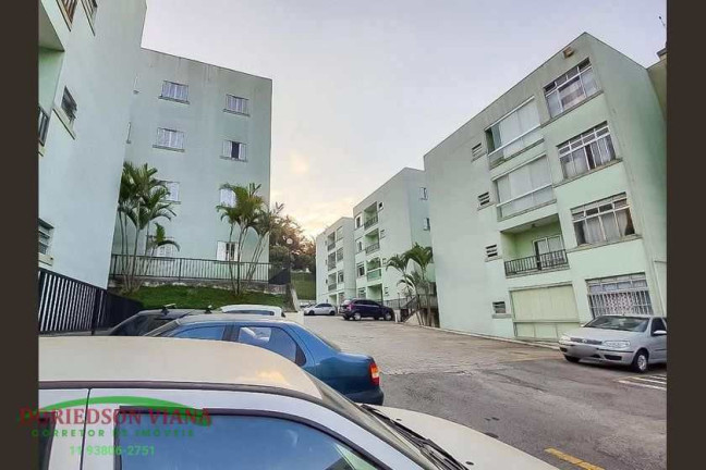 Imagem Apartamento com 2 Quartos à Venda, 70 m² em Cocaia - Guarulhos