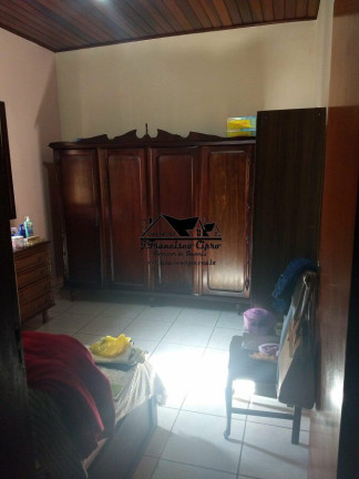Imagem Casa com 4 Quartos à Venda, 194 m² em Pedregulho - Guaratinguetá Imagem Casa com 4 Quartos à Venda, 194 m² em Pedregulho - Guaratinguetá