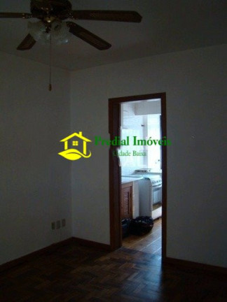 Imagem Apartamento com 4 Quartos à Venda, 80 m² em Teresópolis - Porto Alegre