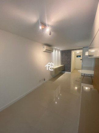 Imagem Apartamento com 3 Quartos à Venda, 108 m² em São Francisco - Niterói Imagem Apartamento com 3 Quartos à Venda, 108 m² em São Francisco - Niterói