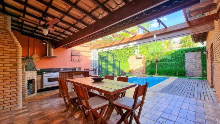 Imagem Casa com 3 Quartos à Venda, 250 m² em Alphaville - Santana De Parnaíba Imagem Casa com 3 Quartos à Venda, 250 m² em Alphaville - Santana De Parnaíba