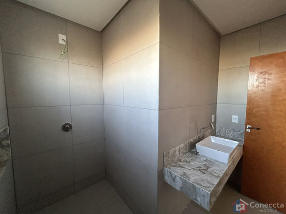 Imagem Apartamento com 3 Quartos à Venda, 150 m² em Centro - Patos De Minas
