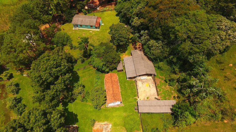 Imagem Chácara com 6 Quartos à Venda, 600 m² em Aralu - Santa Isabel Imagem Chácara com 6 Quartos à Venda, 600 m² em Aralu - Santa Isabel