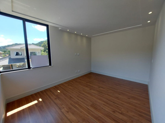 Imagem Casa com 4 Quartos à Venda, 400 m² em Albuquerque - Teresópolis