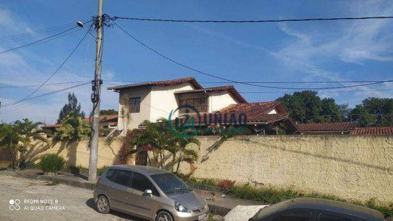 Casa com 5 Quartos à Venda, 455 m² em Engenho Do Roçado - São Gonçalo